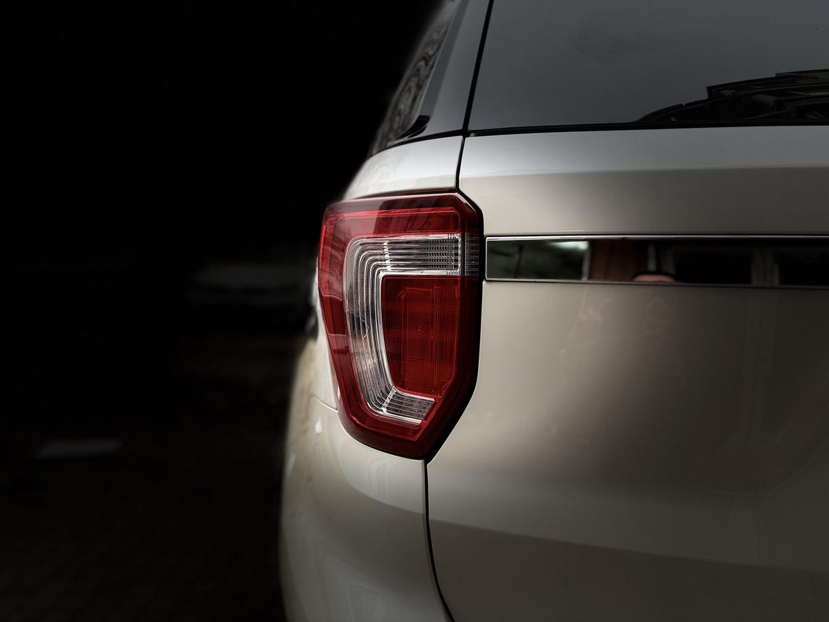 Ford Explorer 2017 thumb 8