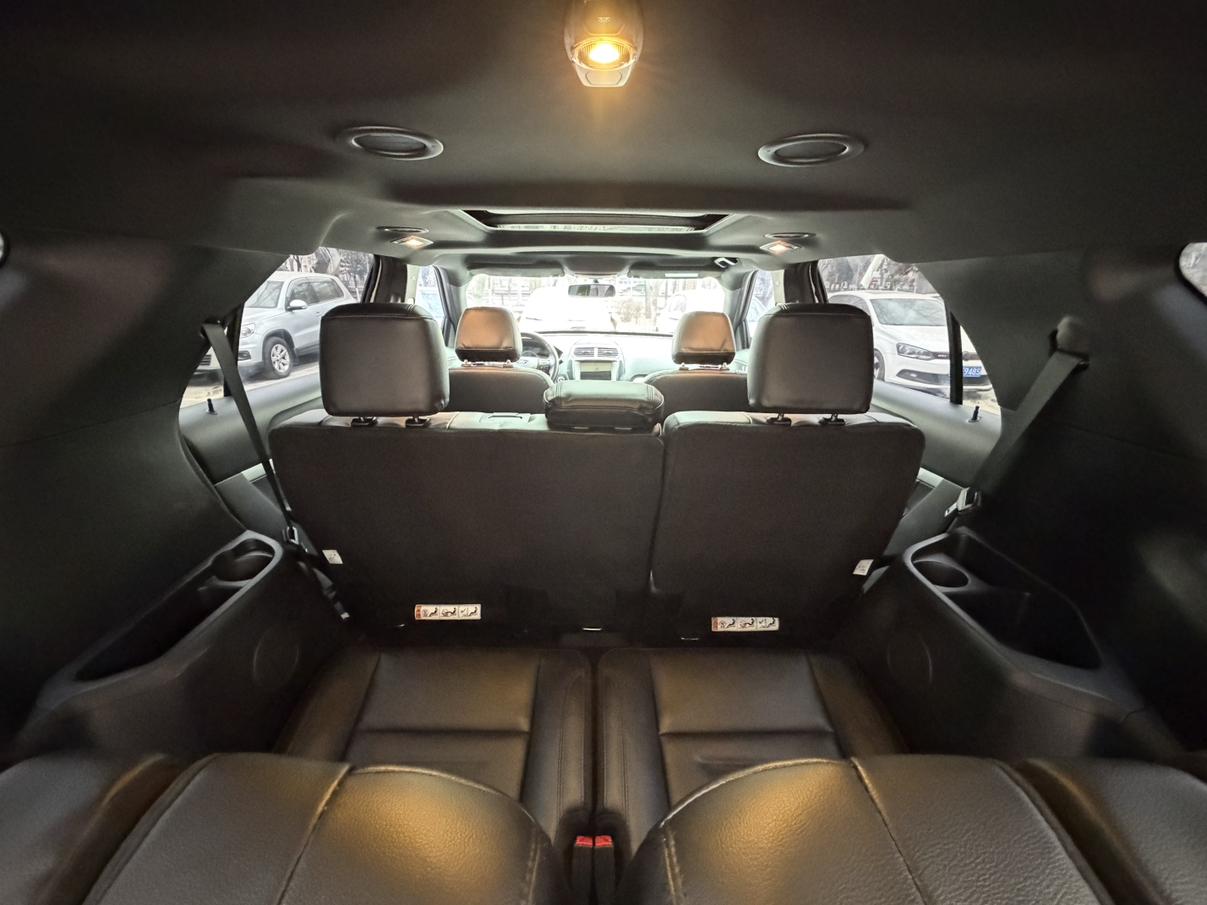 Ford Explorer 2017 thumb 9