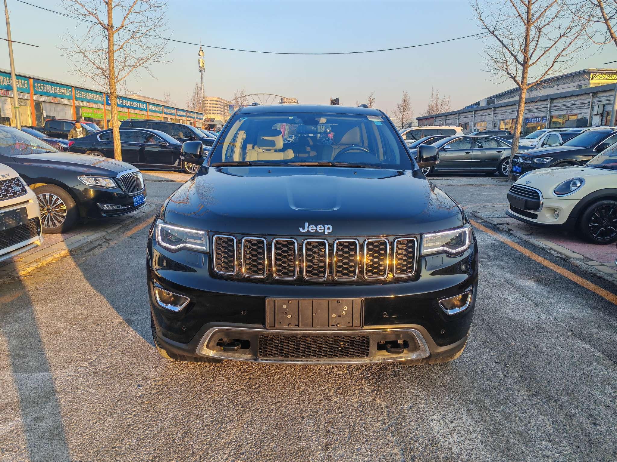 Jeep Grand Cherokee 2021 thumb 9