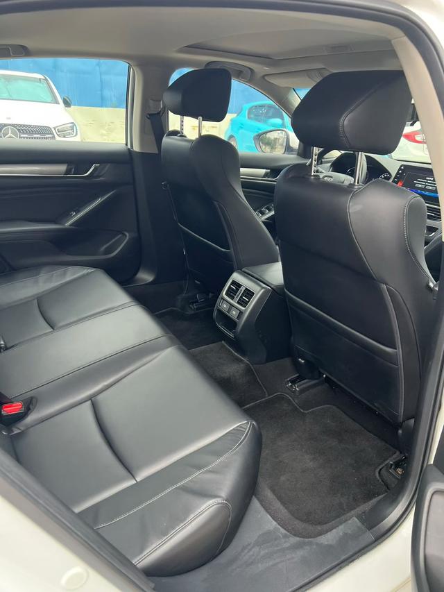 Honda Accord 2022 thumb 6