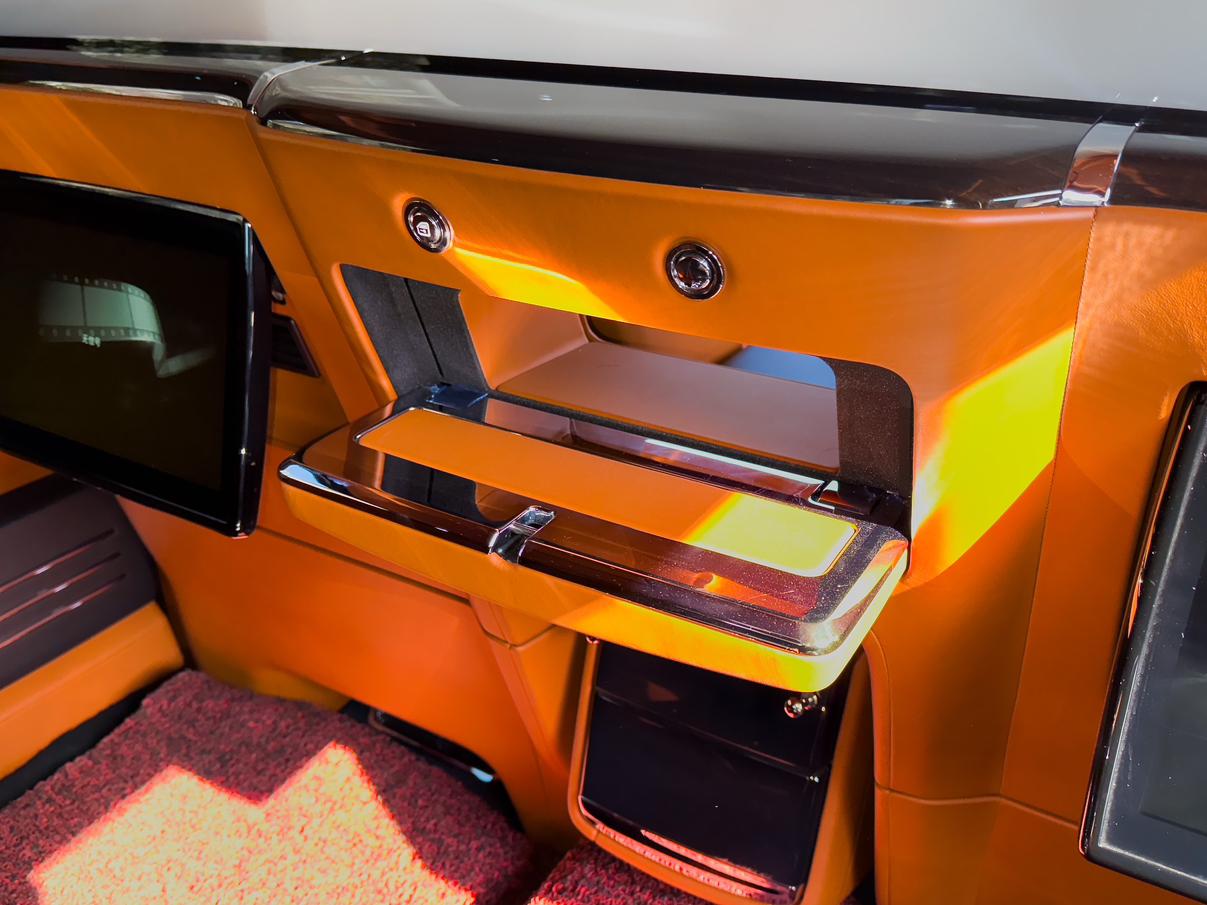 Rolls-Royce Phantom 2020 thumb 11