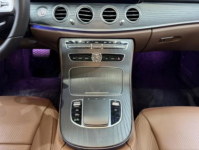 Mercedes-Benz E-Class 2020 thumb 8