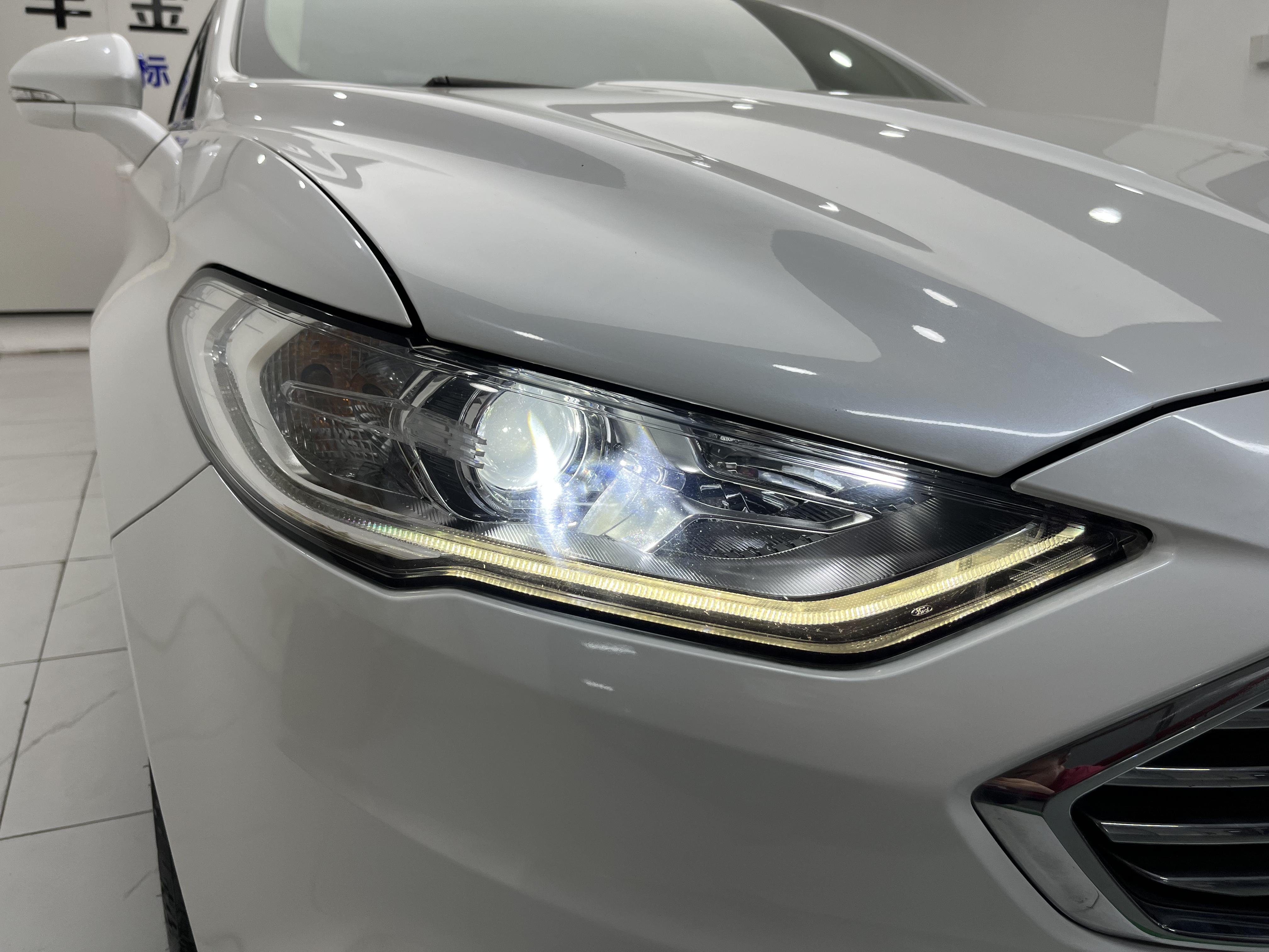 Ford Mondeo 2018 thumb 3
