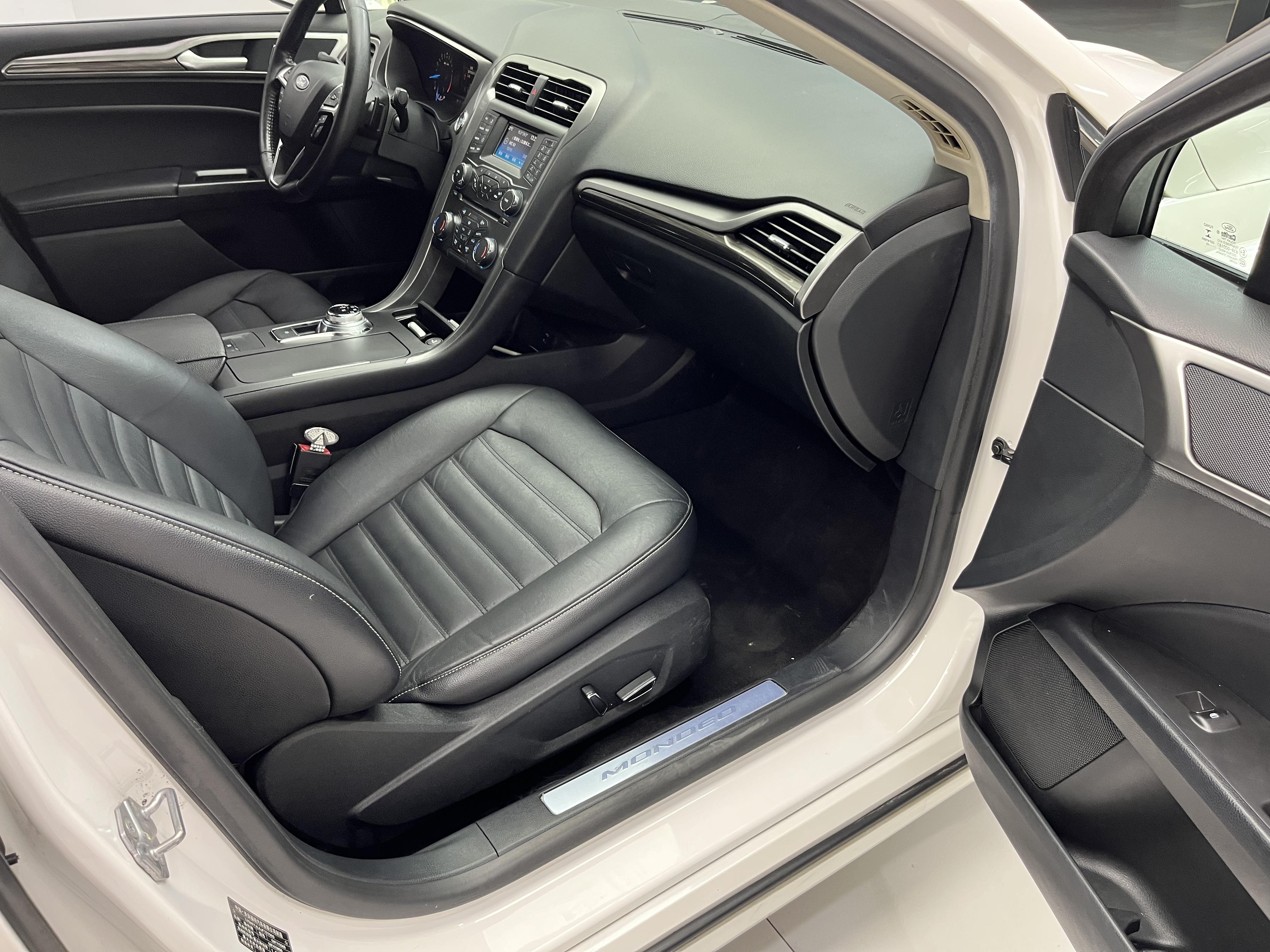 Ford Mondeo 2018 thumb 4