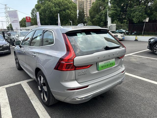 Volvo XC60 2024 thumb 10