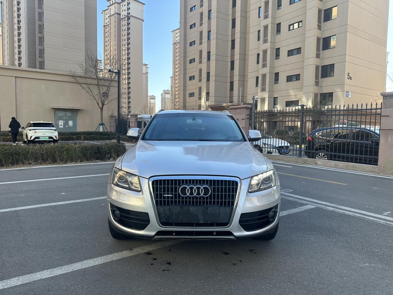 Audi Q5 2013 thumb 9
