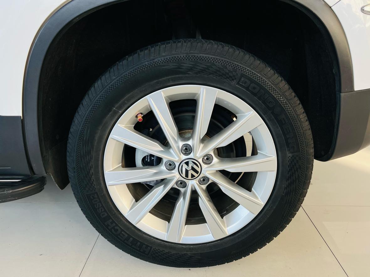 Volkswagen Tiguan 2019 thumb 6