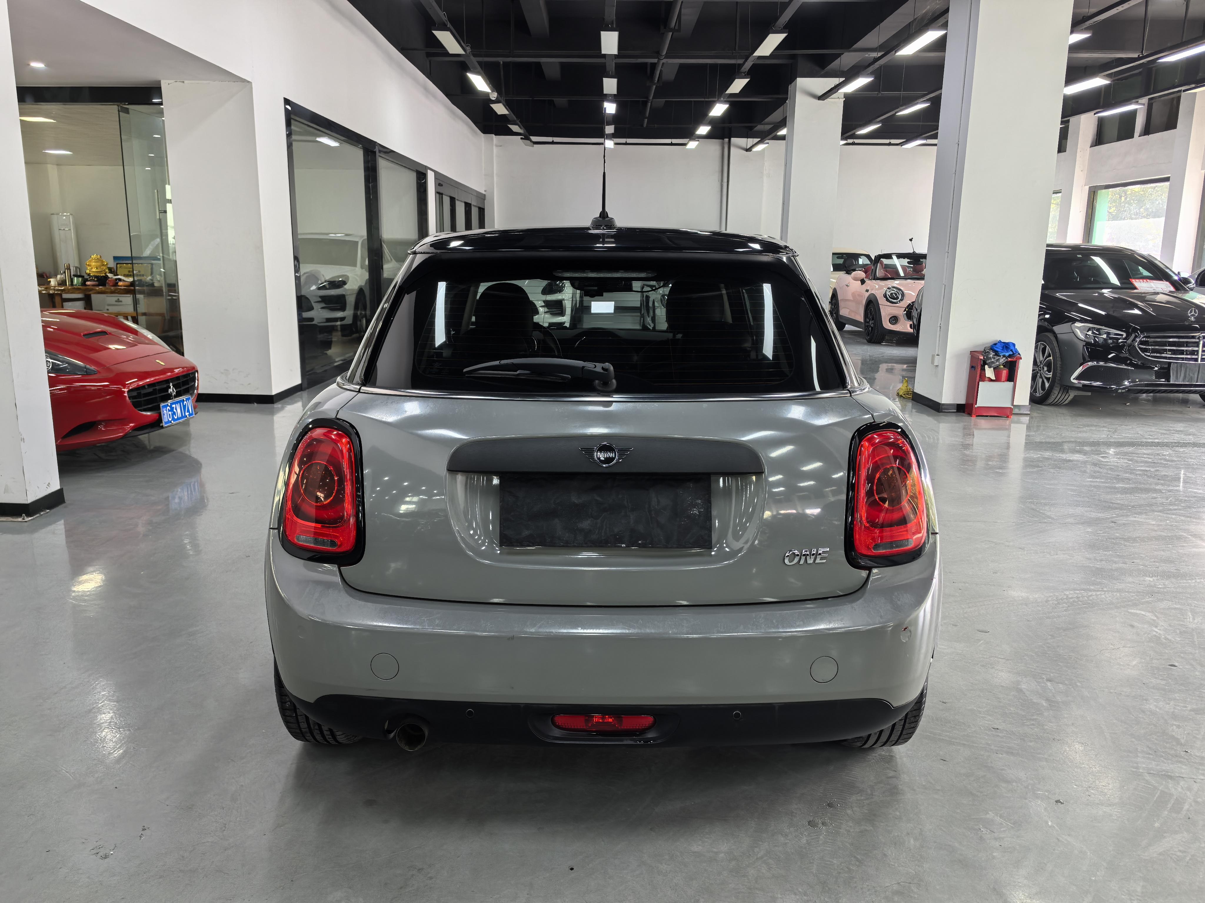 Mini Hatch 2018 thumb 3