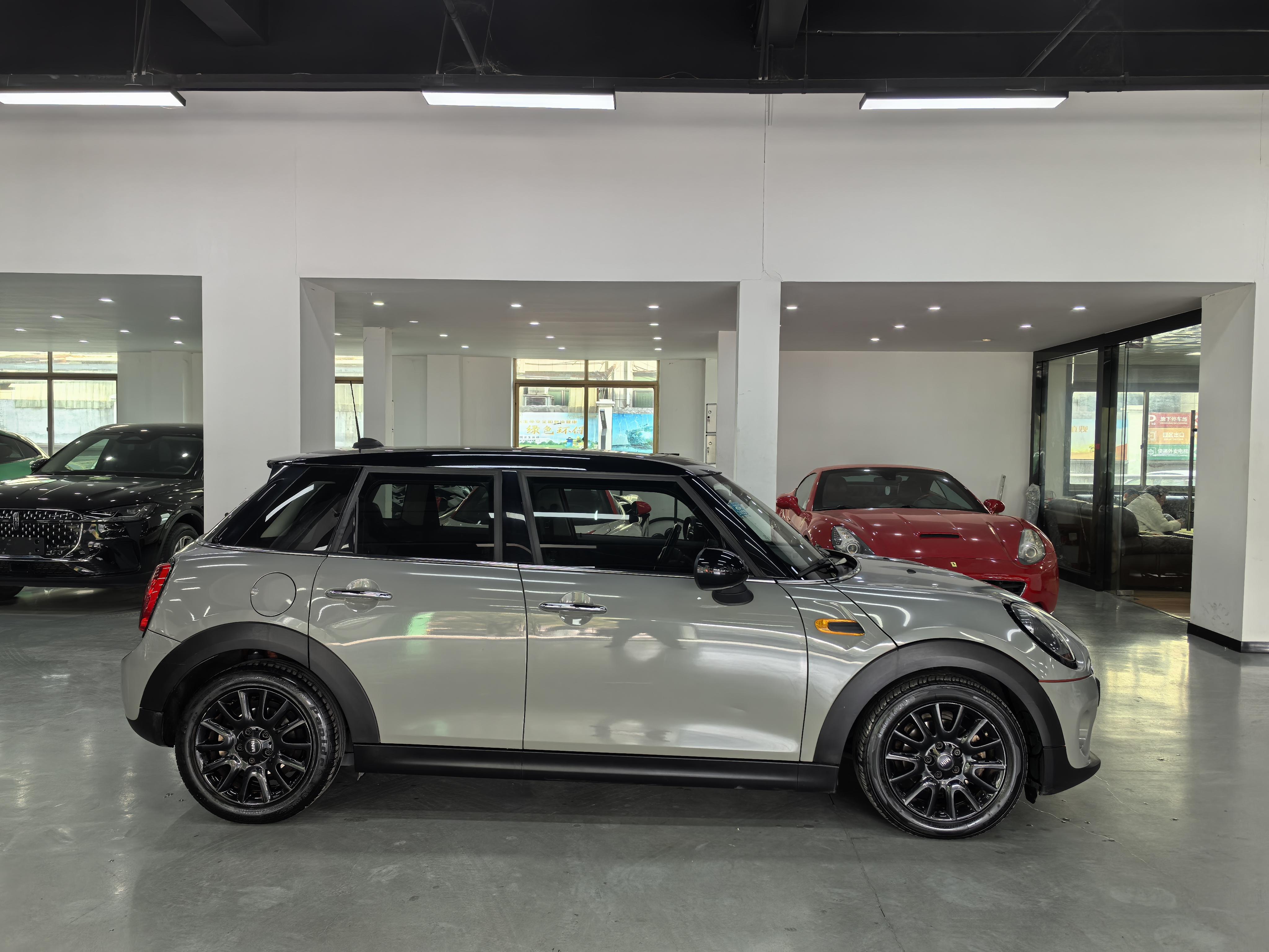 Mini Hatch 2018 thumb 5