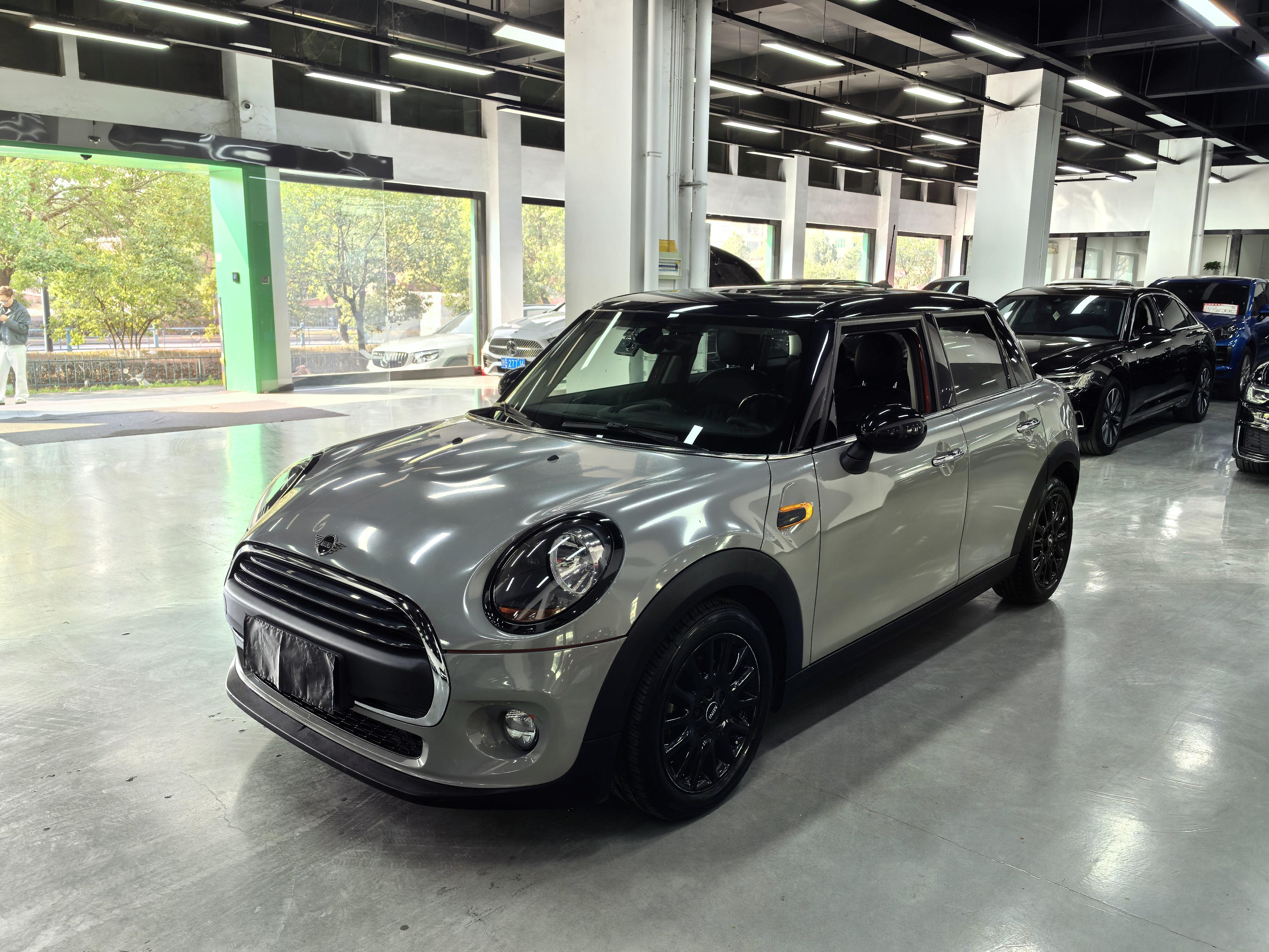 Mini Hatch 2018 thumb 10
