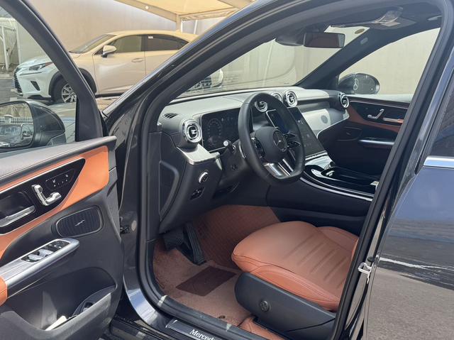 Mercedes-Benz GLC 2025 thumb 2