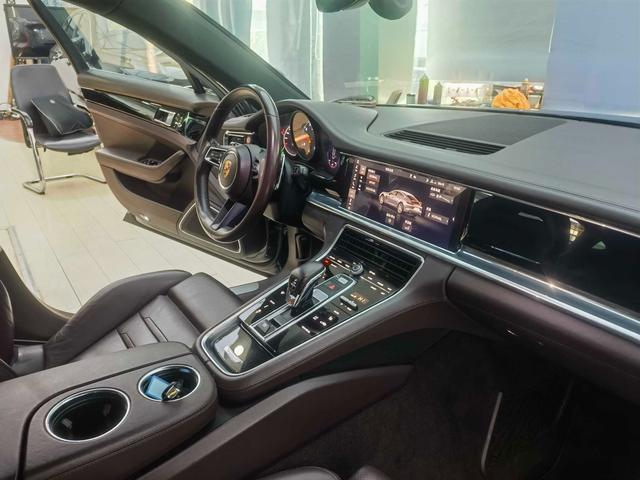 Porsche Panamera 2021 thumb 4