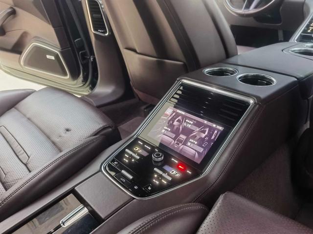 Porsche Panamera 2021 thumb 5