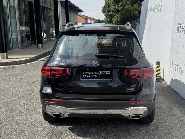 Mercedes-Benz GLB 2025 thumb 2