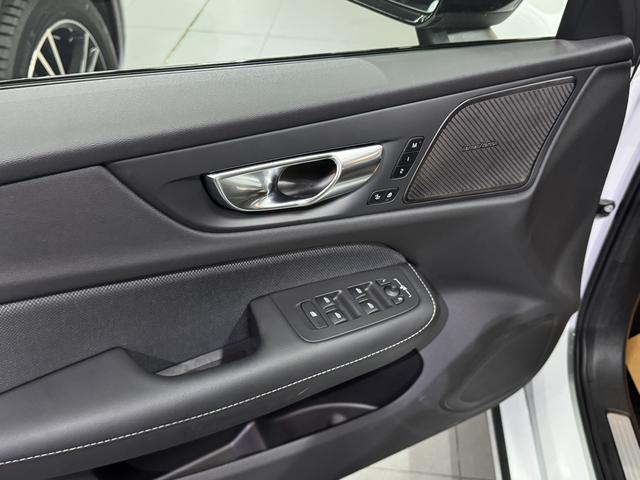 Volvo S60 2025 thumb 9