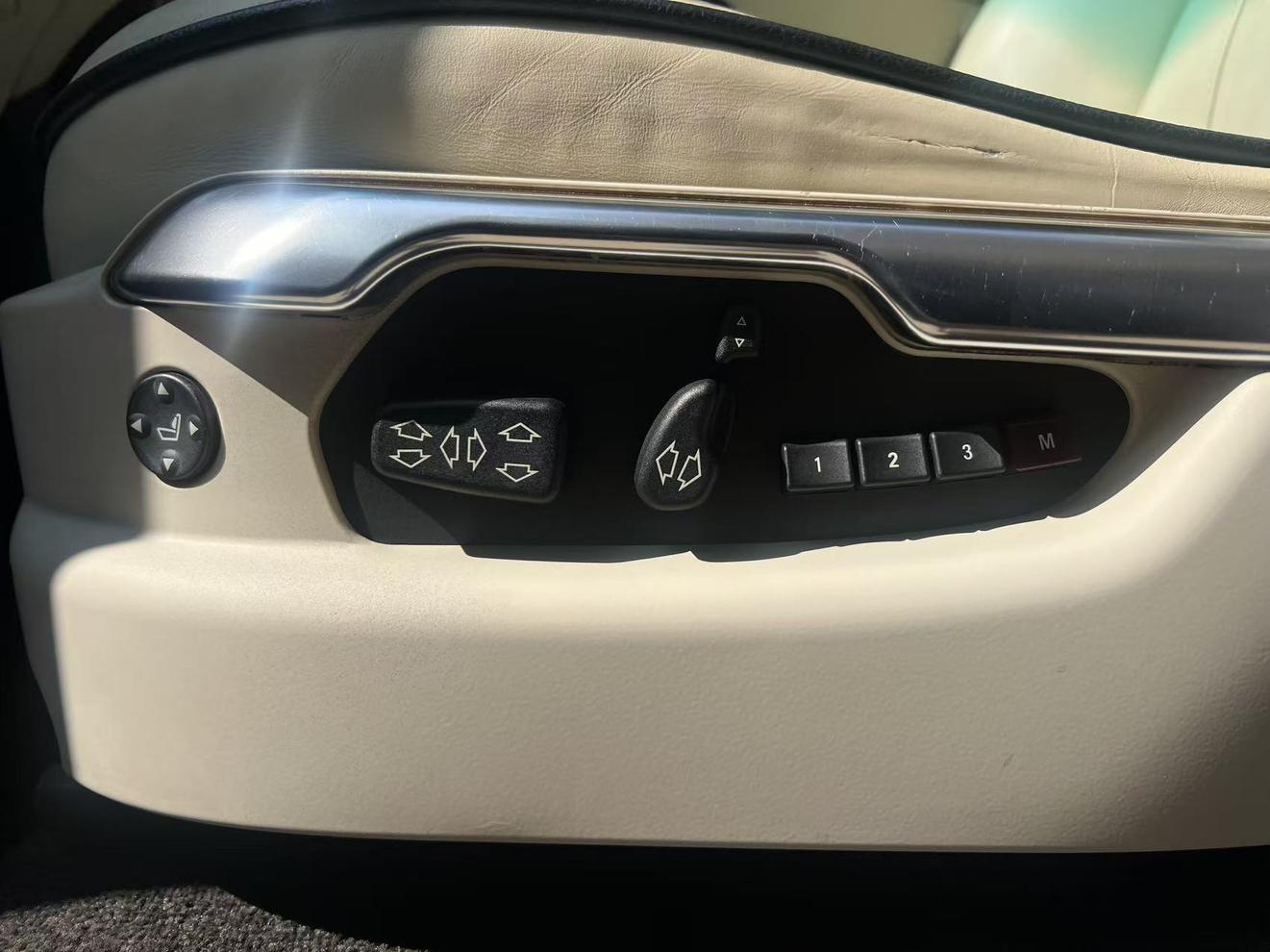 Land Rover Range Rover 2012 thumb 10