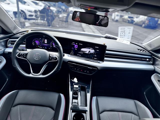 Volkswagen Lamando 2023 thumb 4