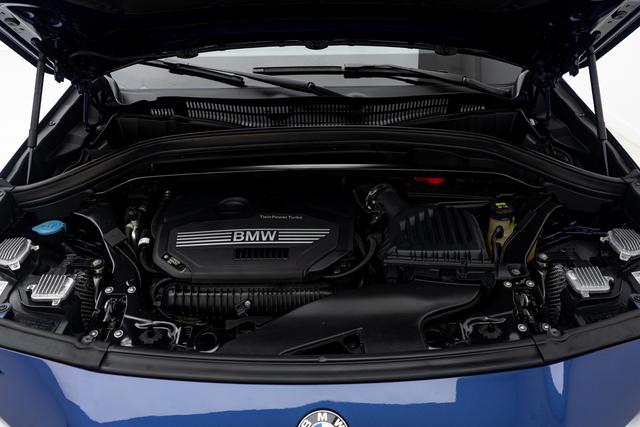 BMW X2 2020 thumb 8