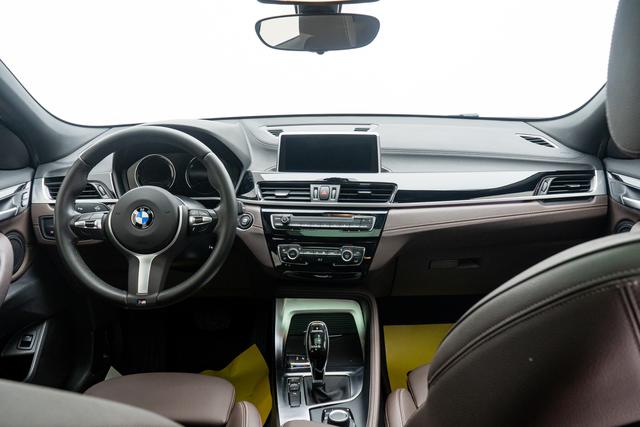 BMW X2 2020 thumb 12