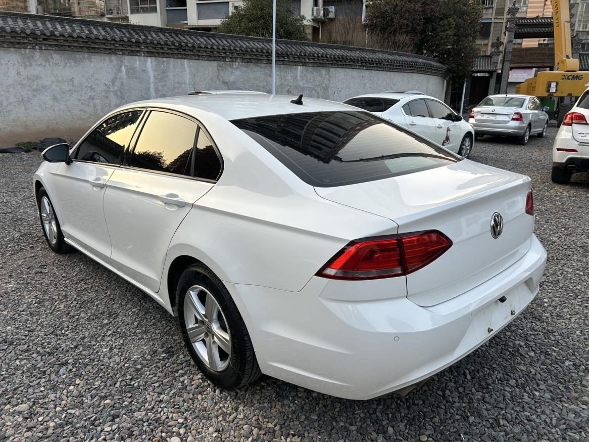 Volkswagen Lamando 2016 thumb 2