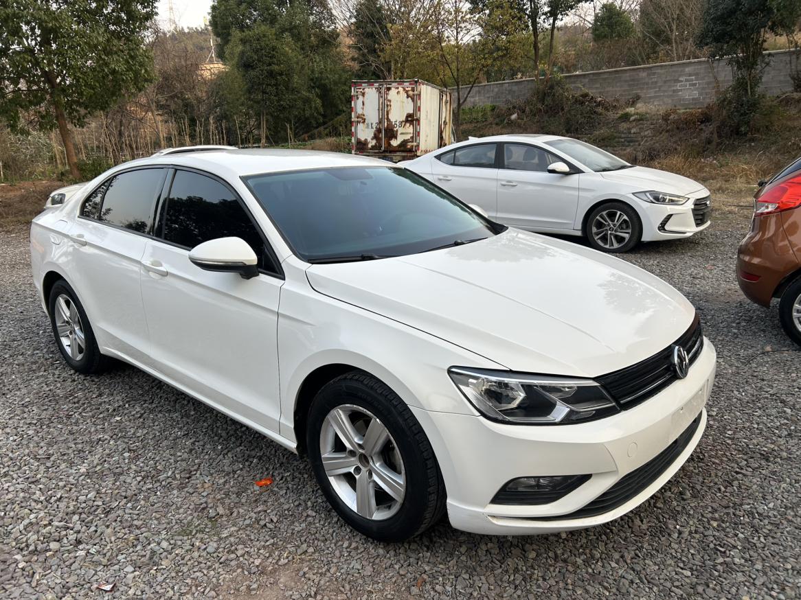 Volkswagen Lamando 2016 thumb 12