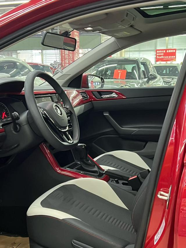 Volkswagen Polo 2019 thumb 4
