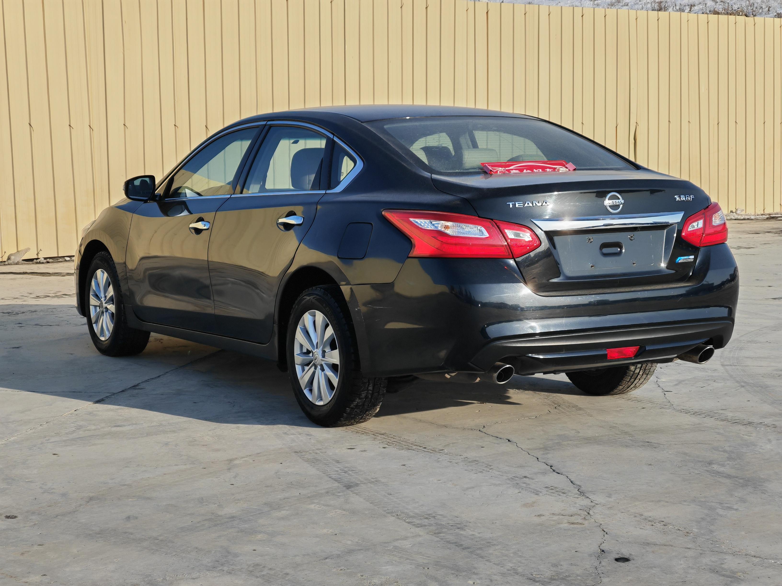 Nissan Altima 2017 thumb 2
