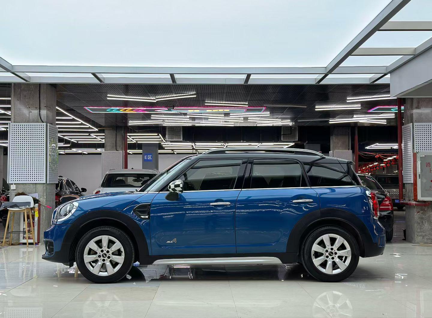 Mini Countryman 2019 thumb 10