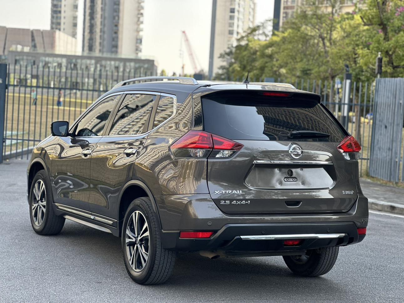 Nissan X-Trail 2021 thumb 3