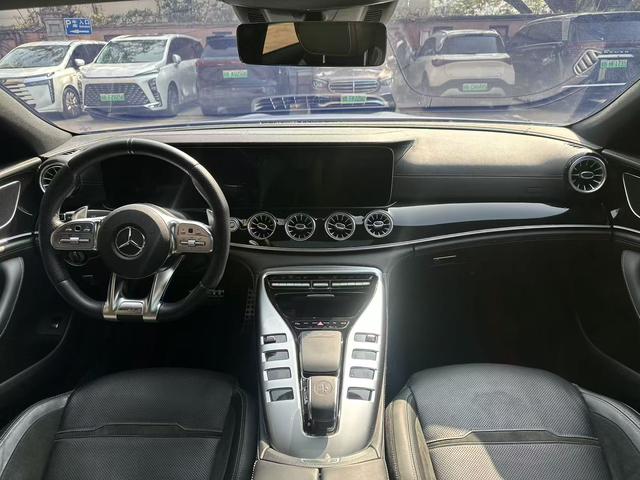 Mercedes-Benz AMG GT 2019 thumb 3