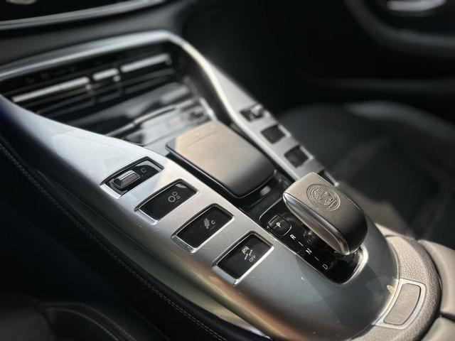 Mercedes-Benz AMG GT 2019 thumb 7