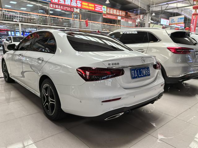 Mercedes-Benz E-Class 2021 thumb 3