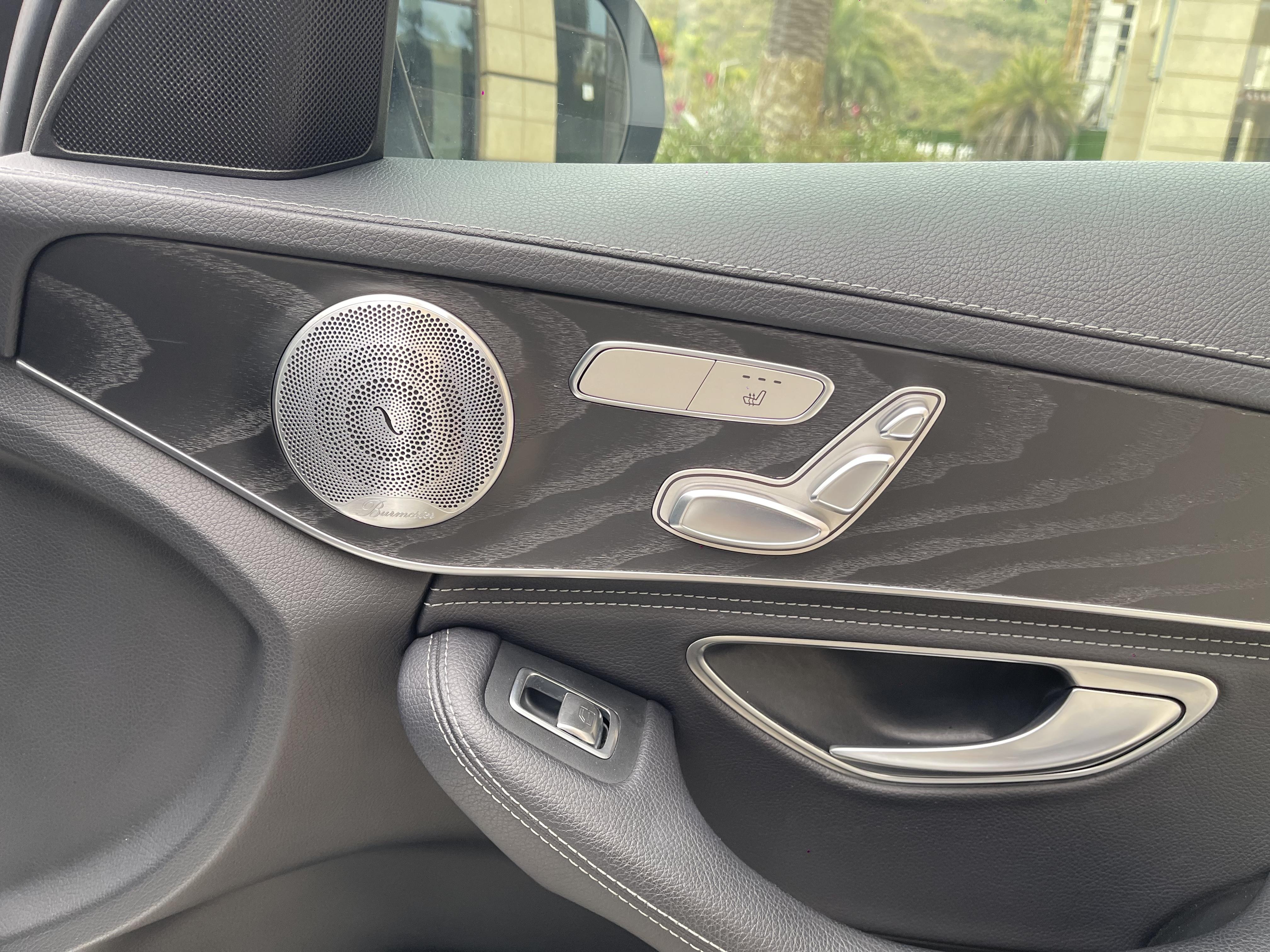 Mercedes-Benz C-Class 2018 thumb 8