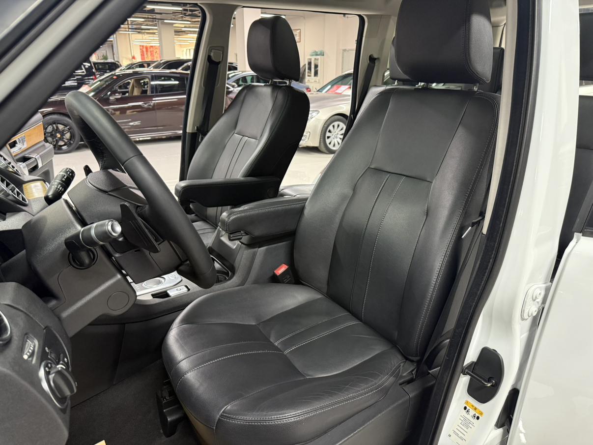Land Rover Discovery 2014 thumb 12