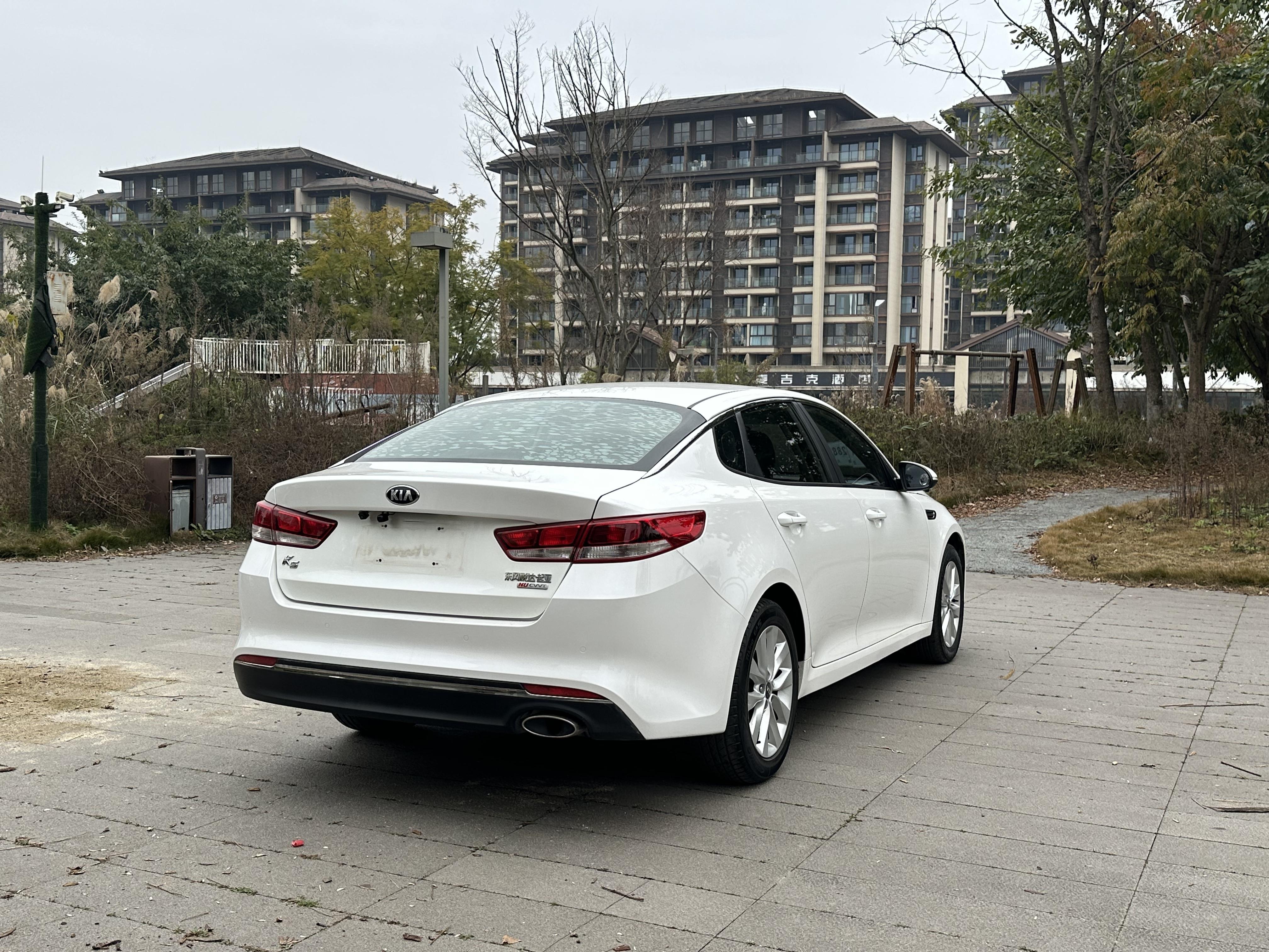 Kia K5 2018 thumb 3