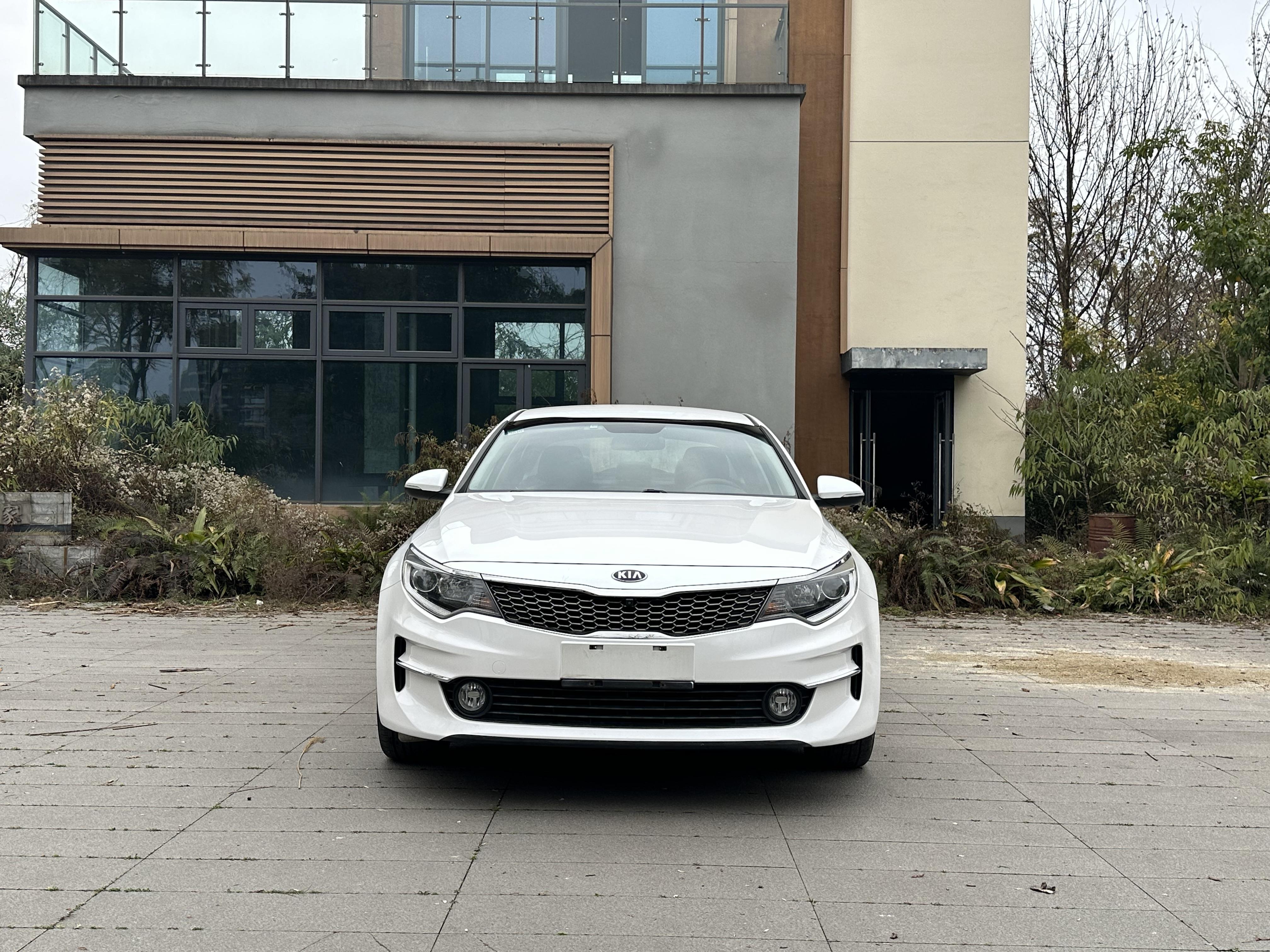 Kia K5 2018 thumb 10