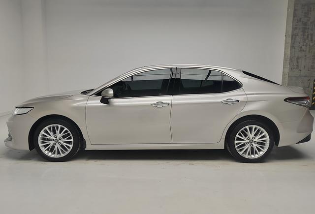Toyota Camry 2019 thumb 5