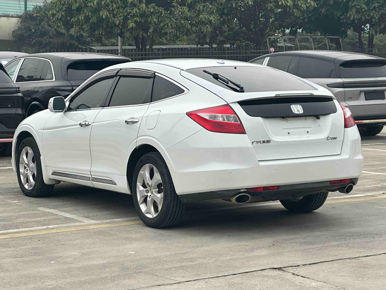 Honda Crosstour 2014 thumb 2