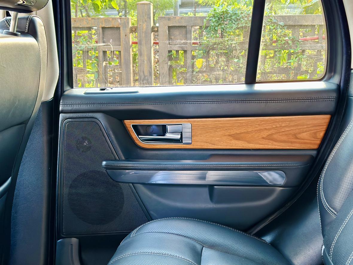 Land Rover Range Rover Sport 2012 thumb 10