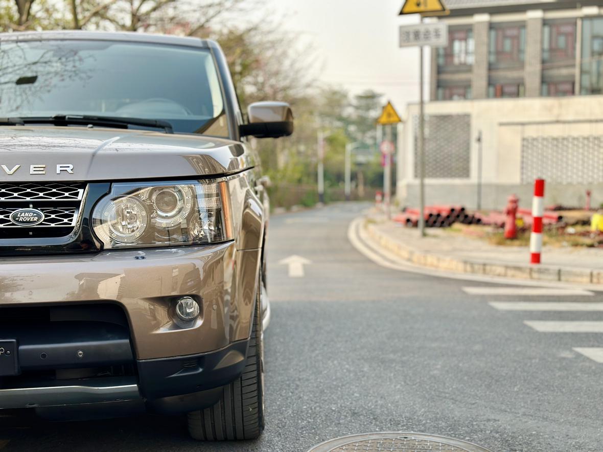 Land Rover Range Rover Sport 2012 thumb 11