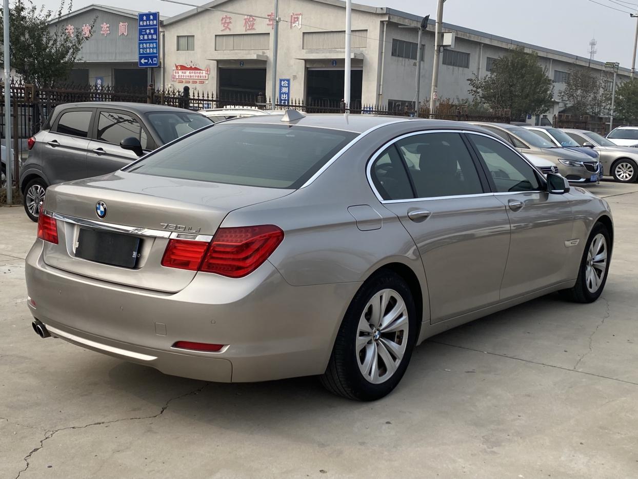 BMW 7 серии 2011 thumb 4