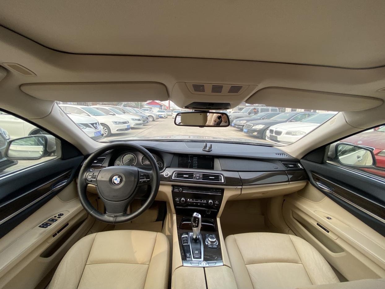 BMW 7 серии 2011 thumb 6