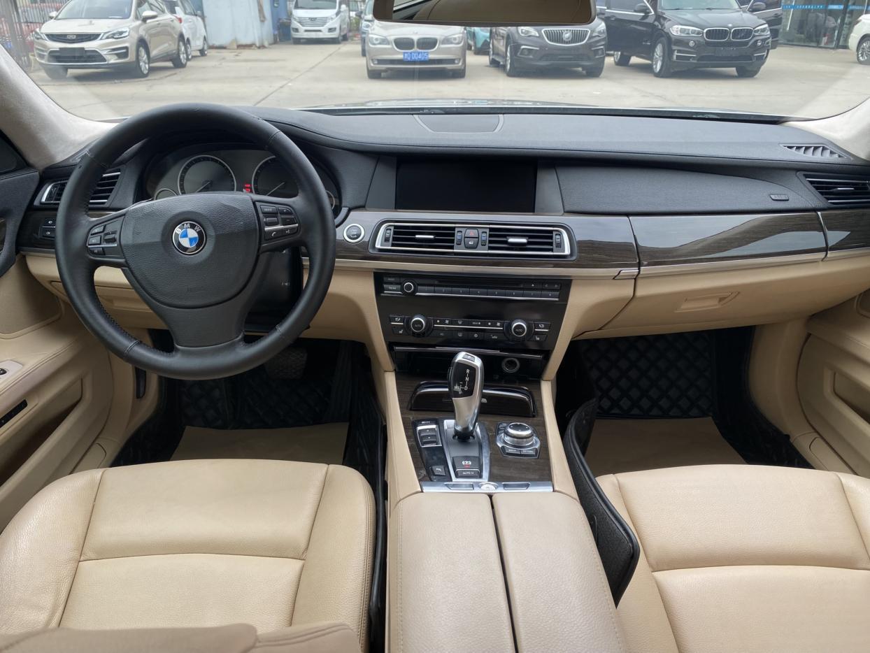 BMW 7 серии 2012 thumb 5