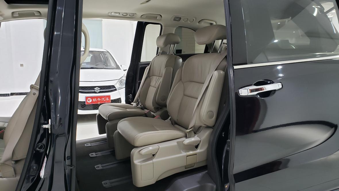 Honda Odyssey 2016 thumb 10