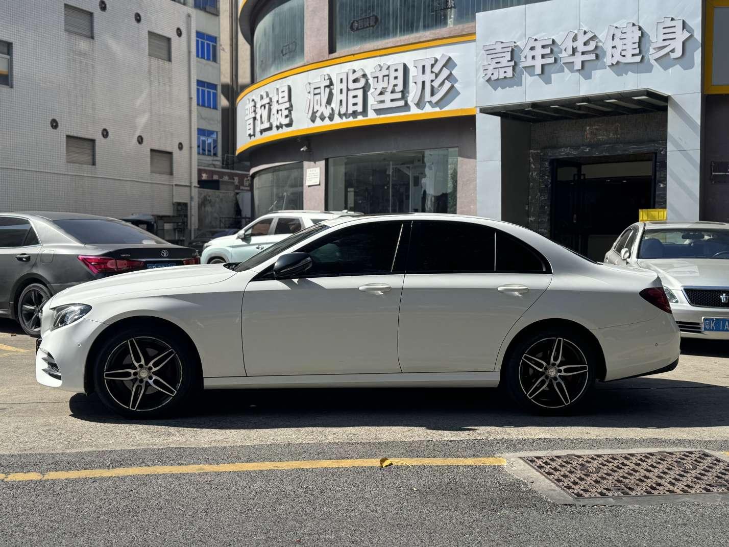 Mercedes-Benz E-Class 2017 thumb 2