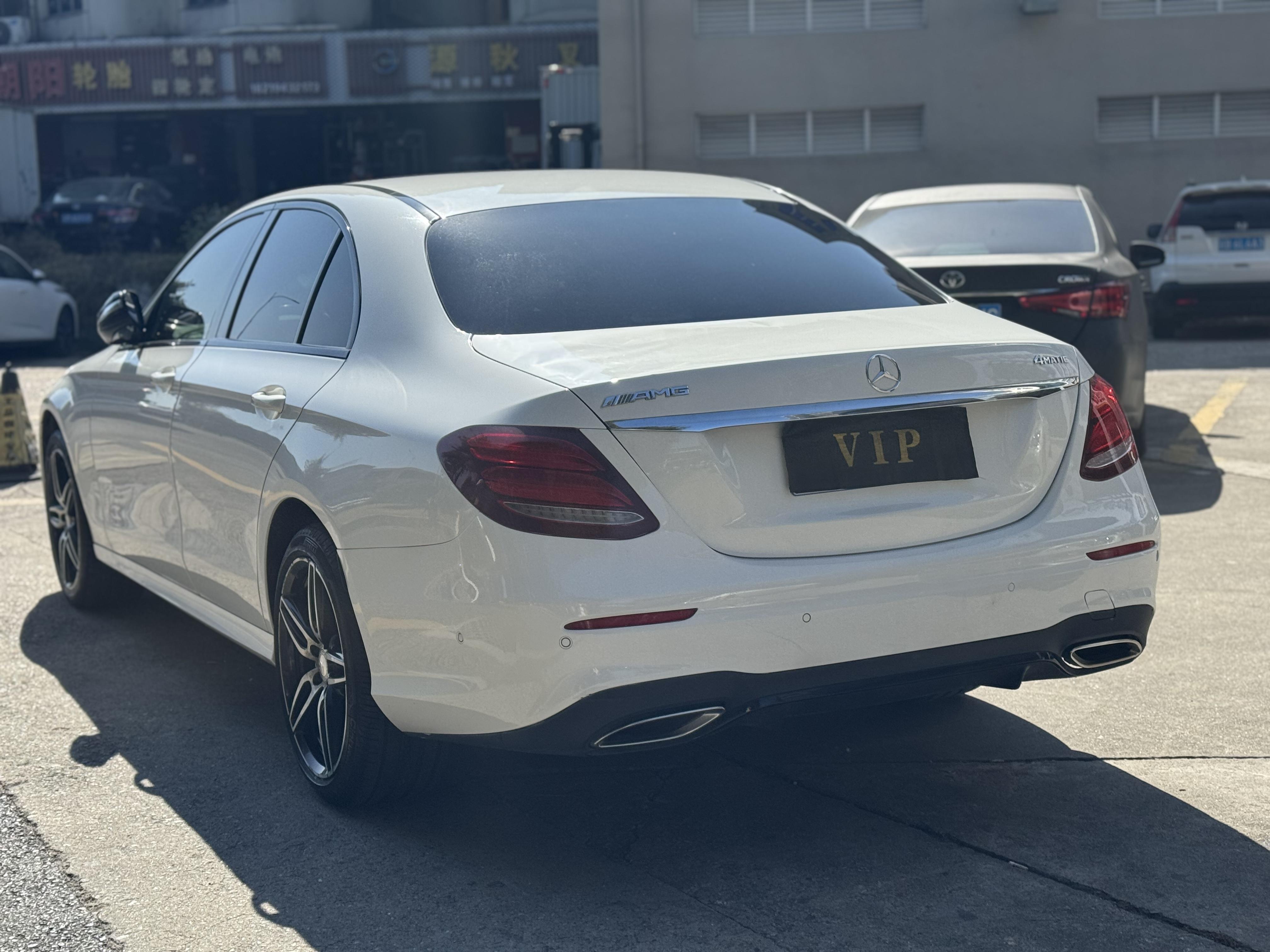 Mercedes-Benz E-Class 2017 thumb 3