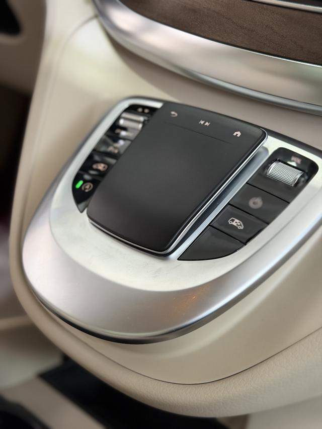 Mercedes-Benz V-Класс 2021 thumb 6