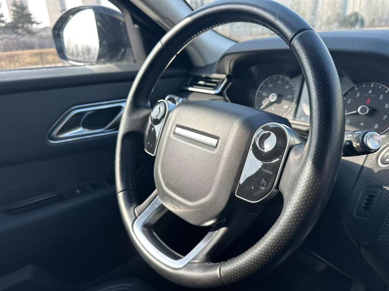 Land Rover Range Rover Evoque 2019 thumb 9