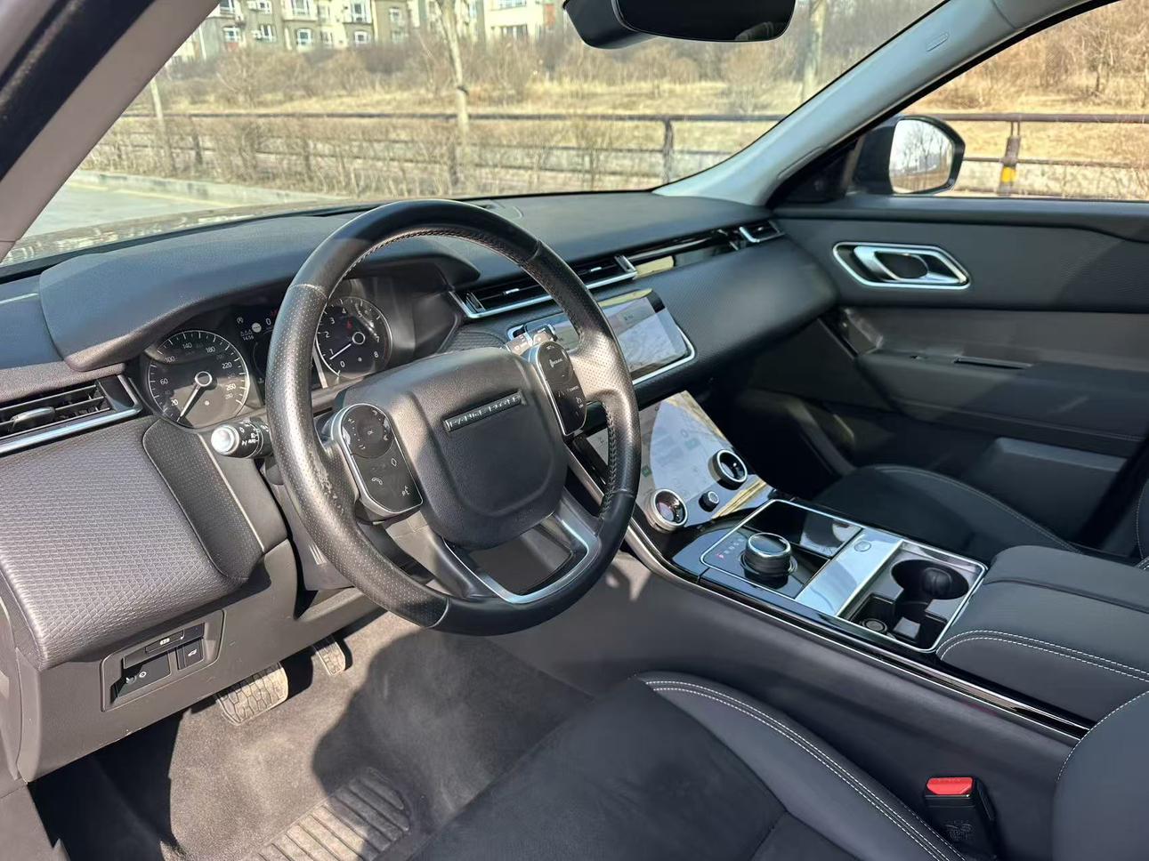 Land Rover Range Rover Evoque 2019 thumb 12