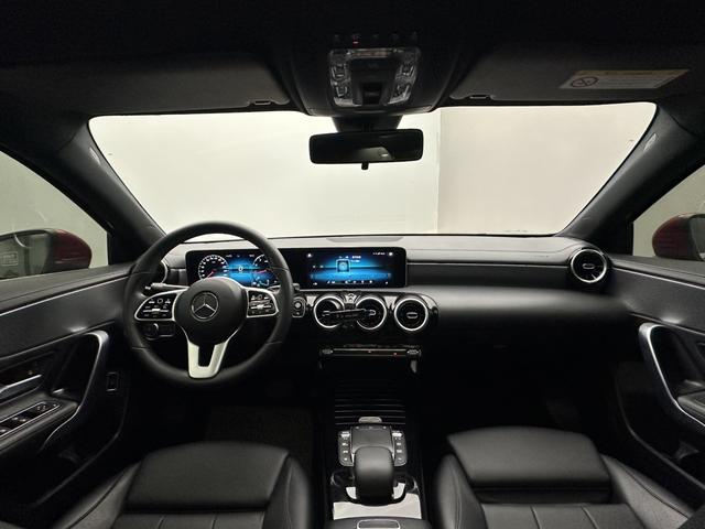 Mercedes-Benz A-Class 2020 thumb 10